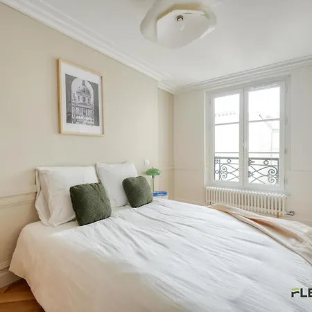 Lägenhet Charming 2-bedroom 32 M 9e