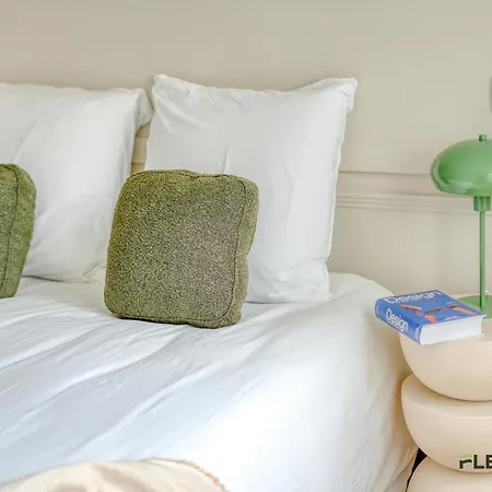 Charming 2-bedroom 32 M 9e